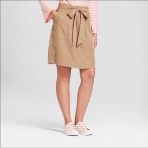 🍀 A New Day Khaki Brown Skirt w/Pockets - Size L